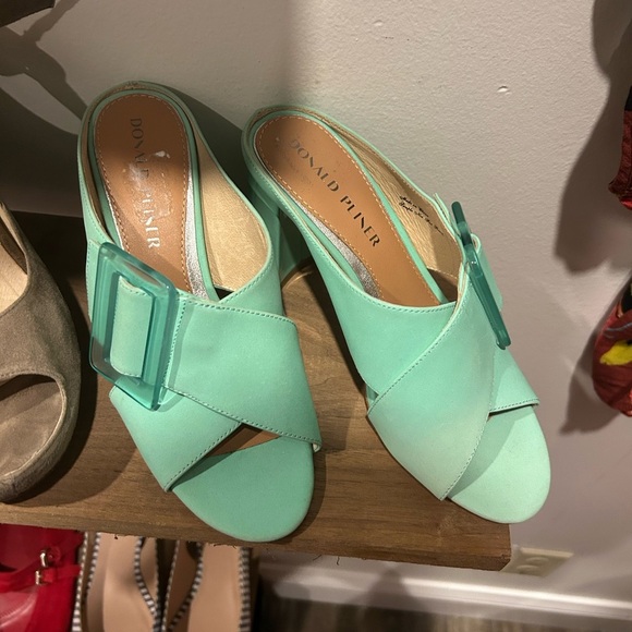 Donald J. Pliner Women's teal heel Slide Sandals - Picture 1 of 3